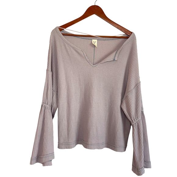 We The Free Free People Dahlia Thermal Top Size M Purple Bell Sleeve Oversized - Picture 1 of 7